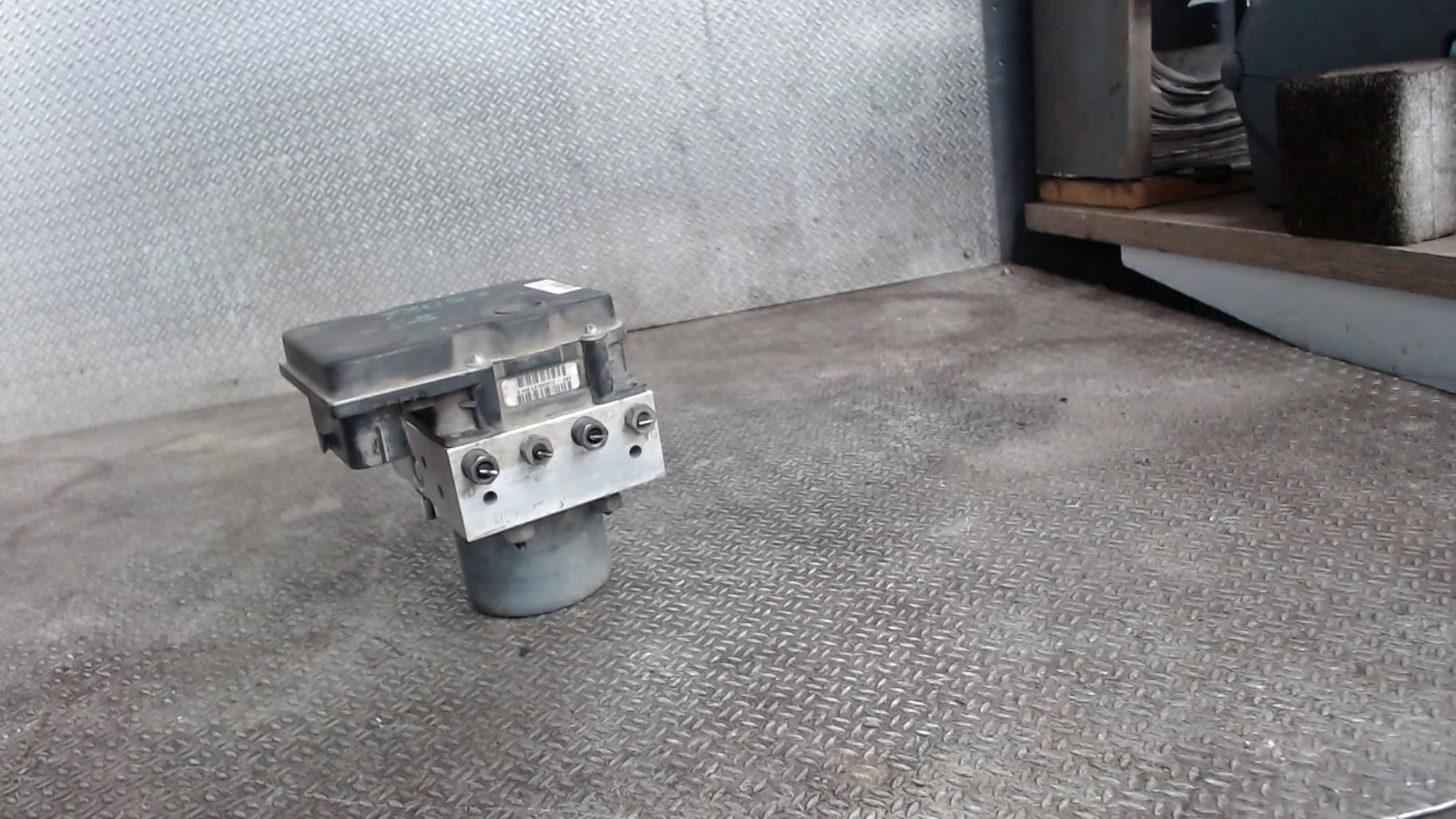 Bloc ABS (freins anti-blocage) CITROEN C8 Diesel - 1