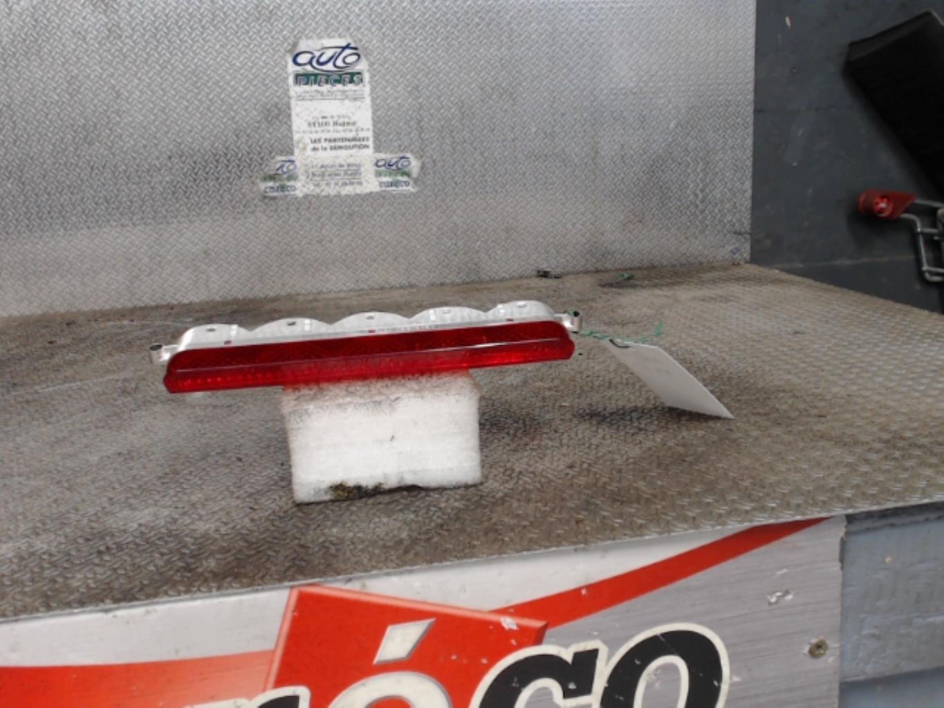 Feu arriere stop central FORD KA 2 PHASE 2 Diesel - 1