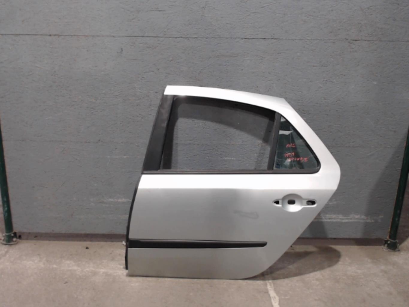 Porte arriere gauche RENAULT LAGUNA 2 PHASE 1 Diesel - 1