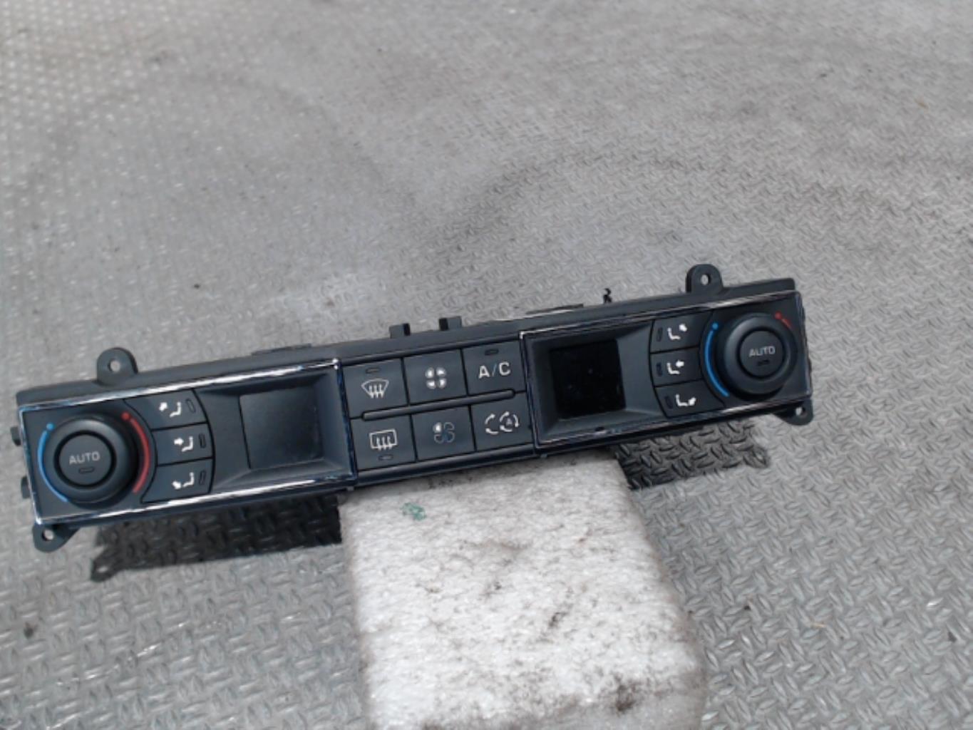 Commande chauffage CITROEN C5 2 BREAK Diesel - 1