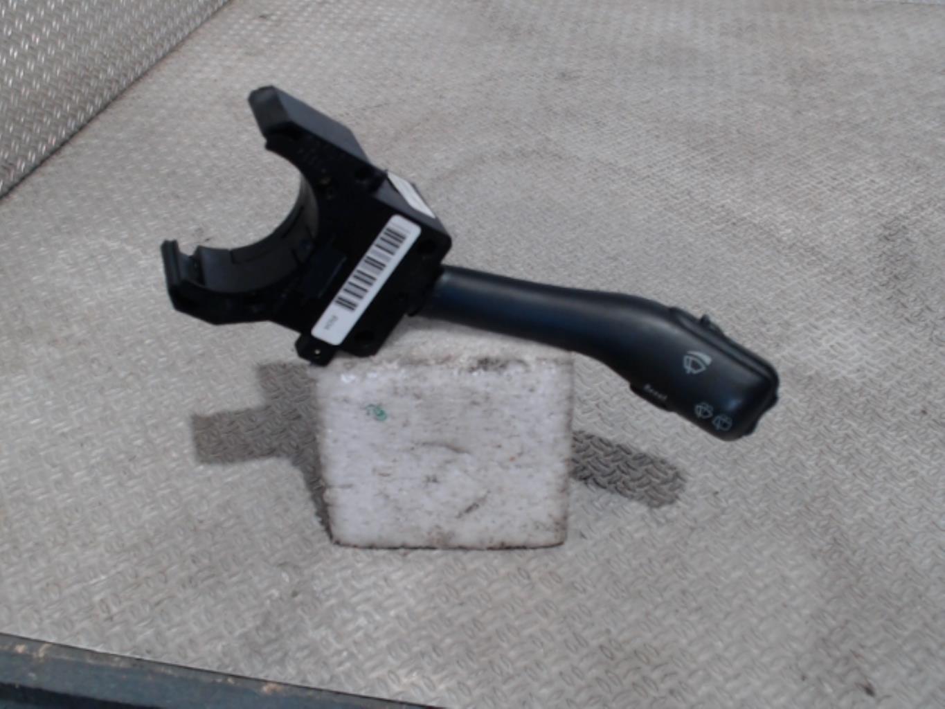 Commodo d'essuie glaces VOLKSWAGEN GOLF 4 Diesel - 1