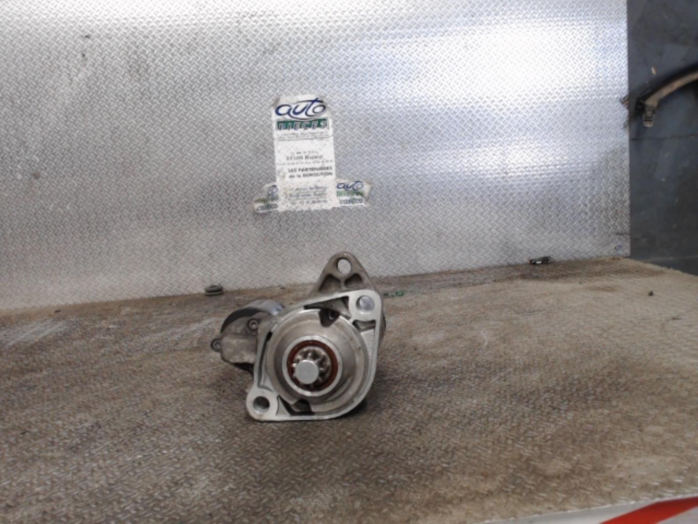 Demarreur VOLKSWAGEN GOLF 4 Essence - 1