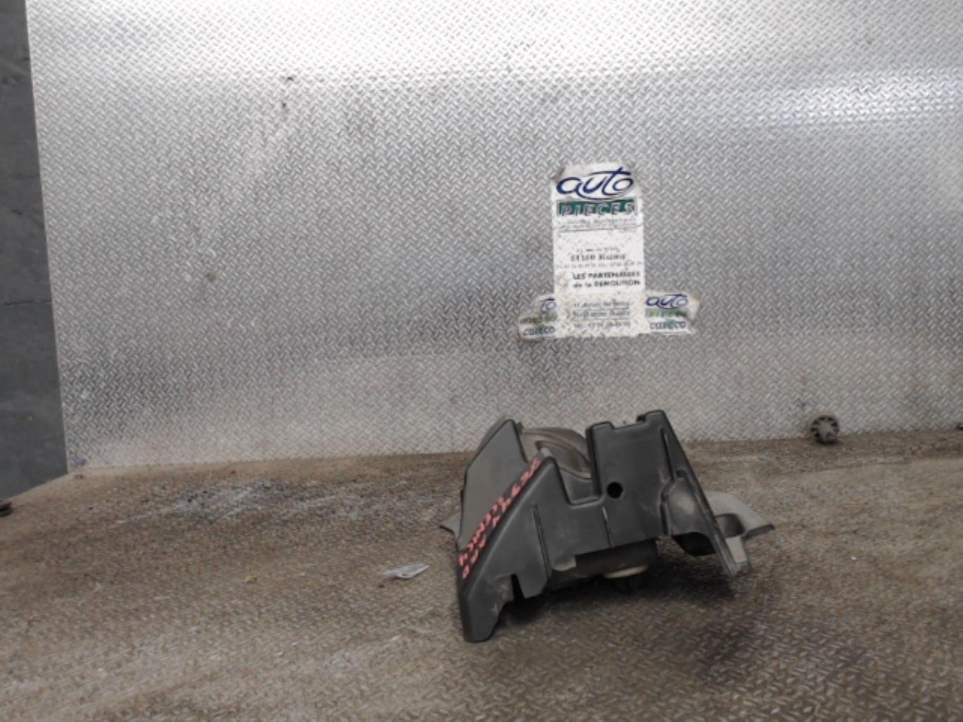 Support de pare chocs arriere RENAULT SCENIC 4 Diesel - 1