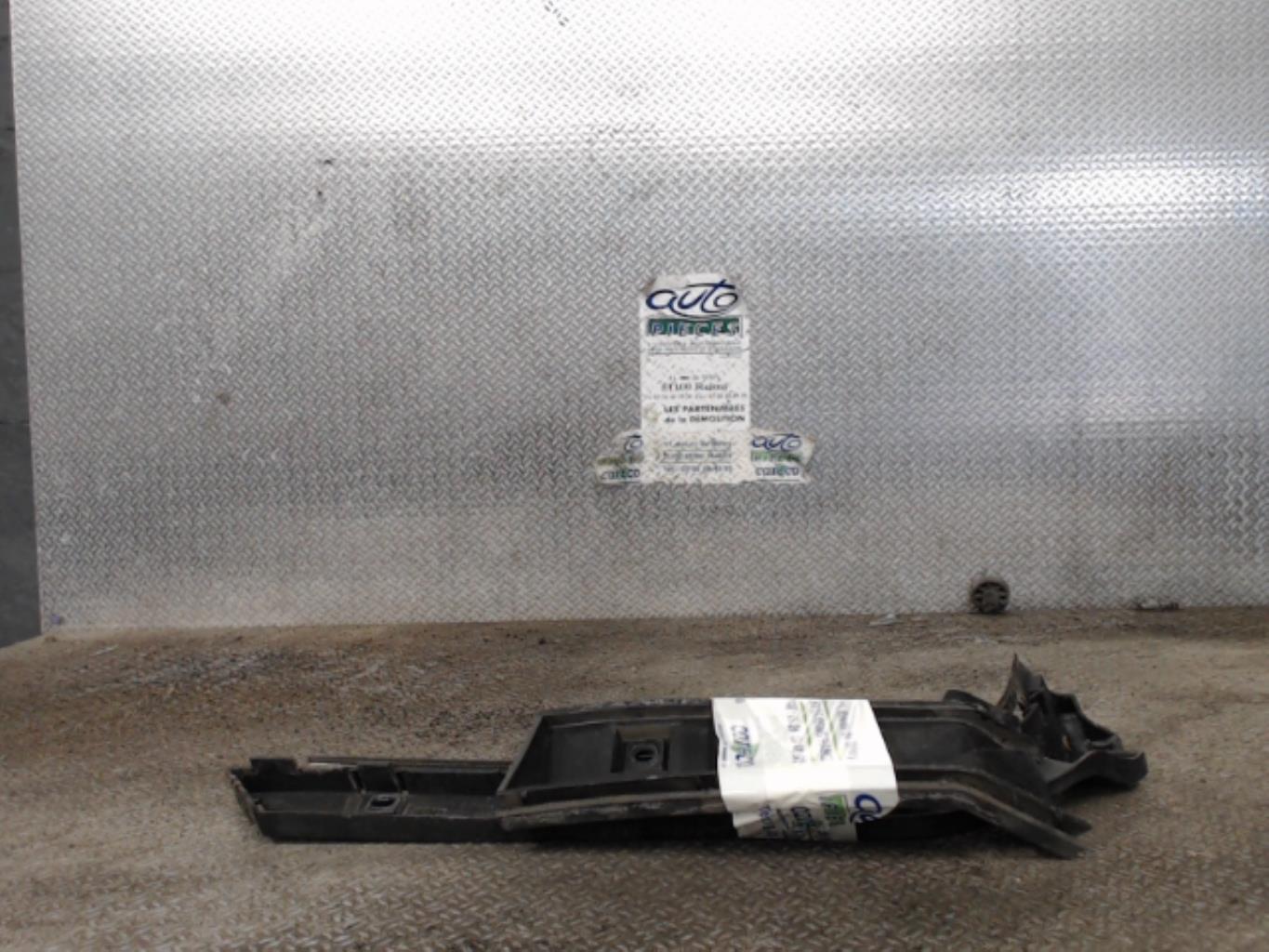 Support de pare chocs arriere VOLVO V 50 PHASE 1 BREAK Essence - 1