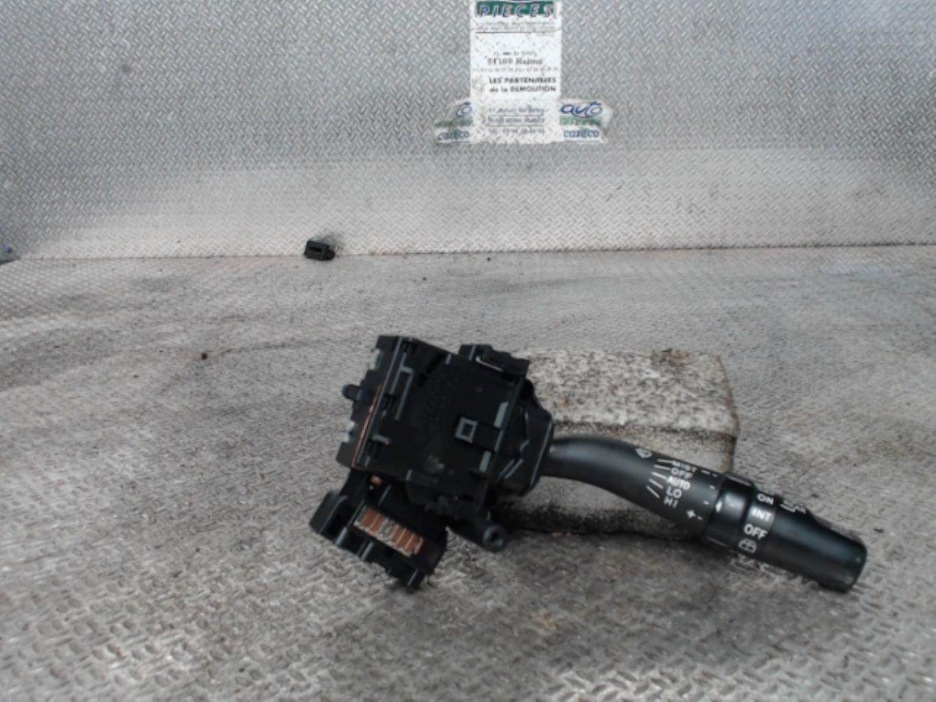 Commodo d'essuie glaces TOYOTA AVENSIS 2 PHASE 1 Diesel - 1