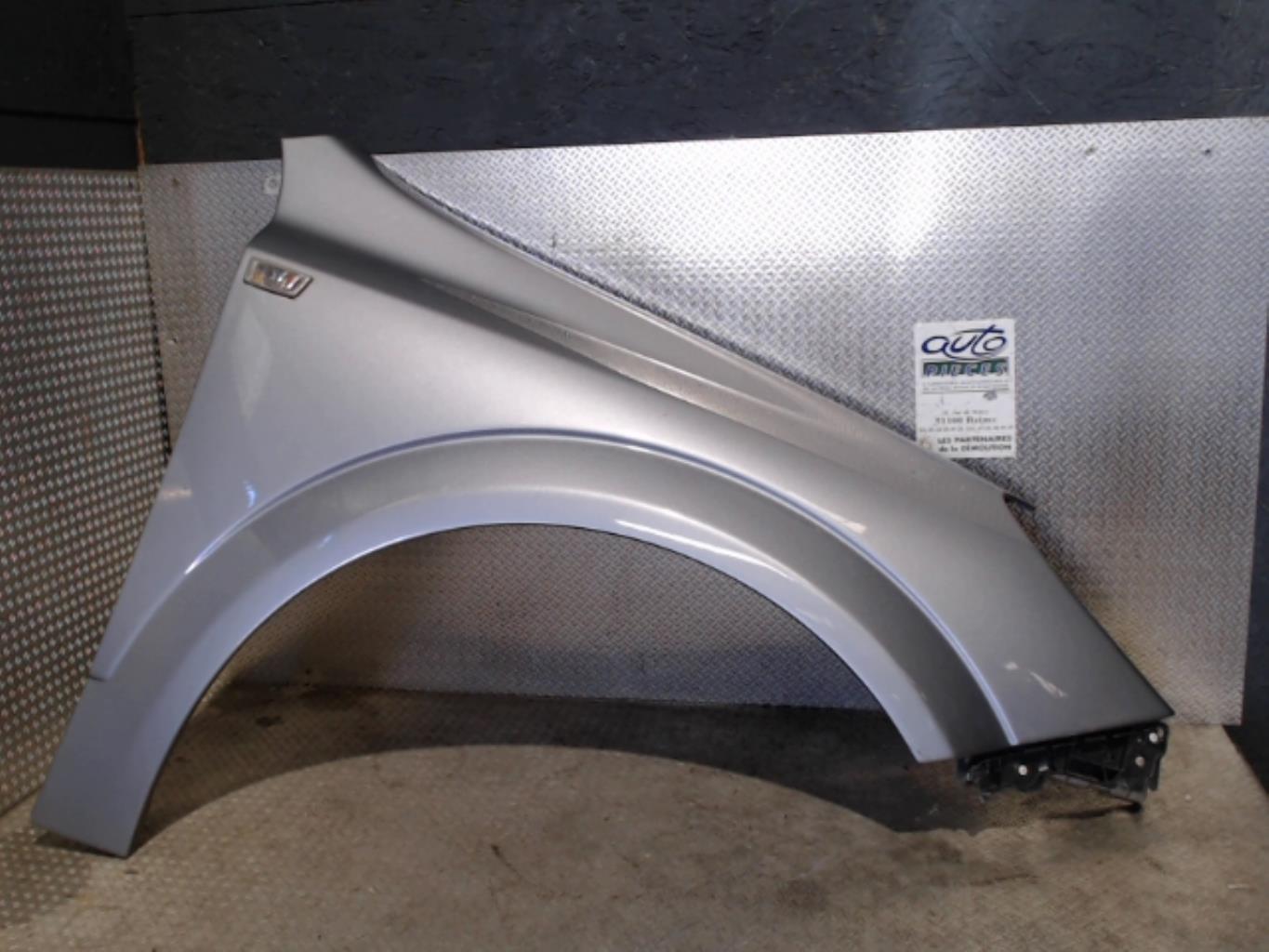 Aile avant droit OPEL ASTRA H PHASE 2 BREAK Diesel - 1