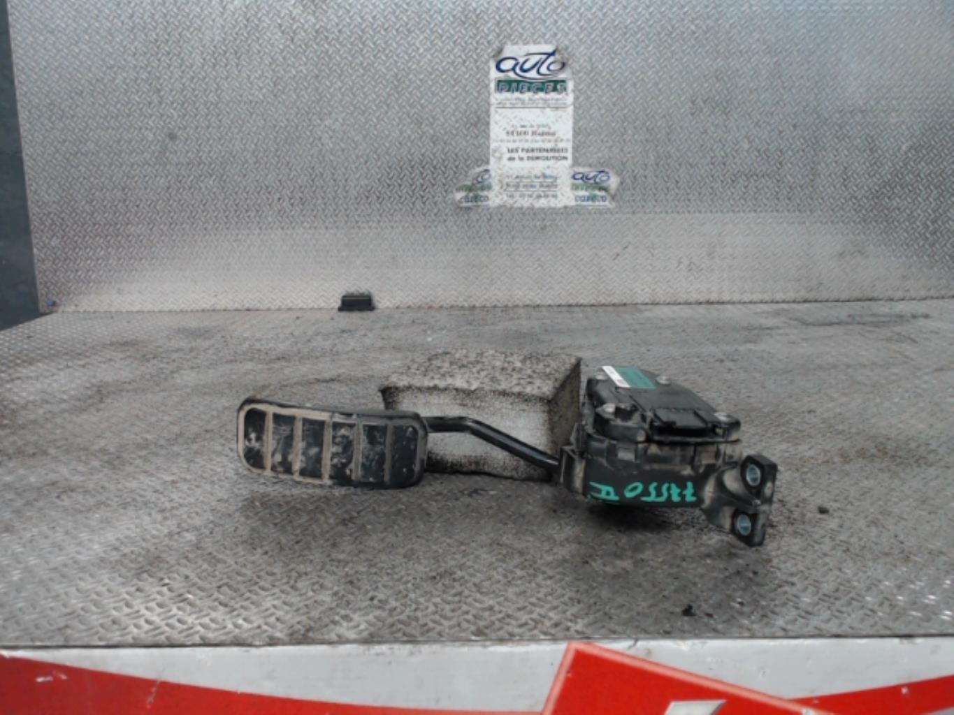 Potentiometre de pedale de gaz d'accelerateur RENAULT MASTER 2 PHASE 2 Diesel - 1