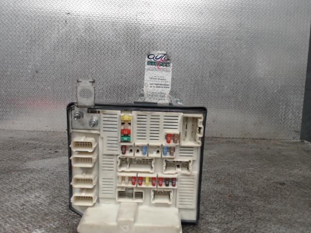 Boitier USM  RENAULT MEGANE 2 PHASE 2 Diesel - 1