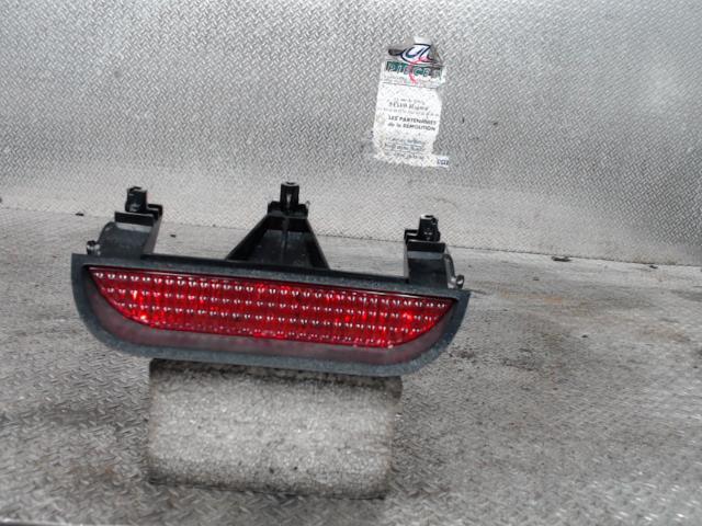 Feu arriere stop central DACIA DUSTER 1 PHASE 1 Diesel - 1