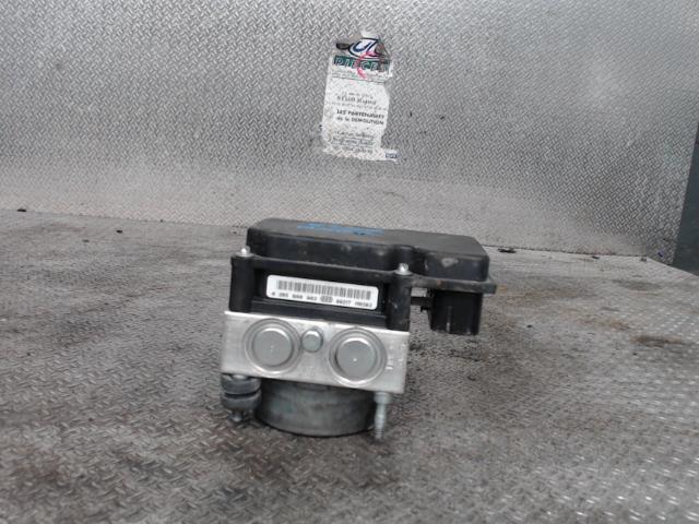 Bloc ABS (freins anti-blocage) DACIA DUSTER 1 PHASE 1 Diesel - 1