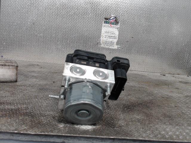 Bloc ABS (freins anti-blocage) DACIA DUSTER 1 PHASE 2 Diesel - 1