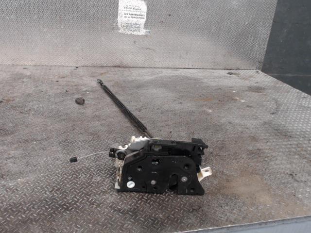 Fermeture centralisee avant droit SEAT LEON 2 PHASE 2 Diesel - 1