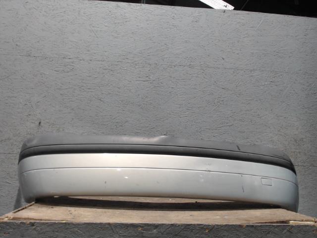 Pare choc arriere RENAULT CLIO 2 PHASE 1 Diesel - 1