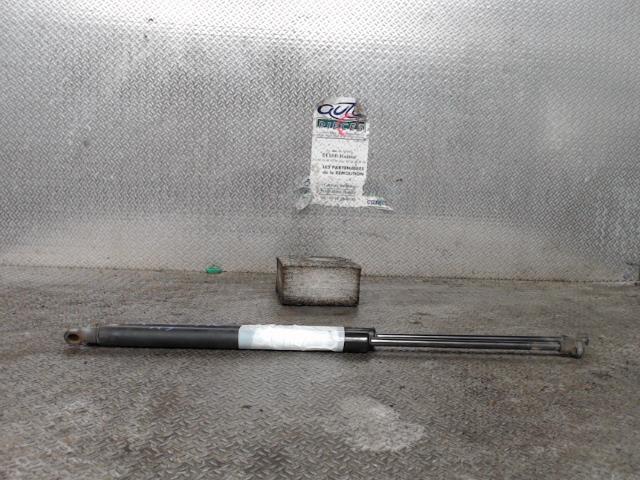 Verin de coffre AUDI A3 2 PHASE 1 Diesel - 1