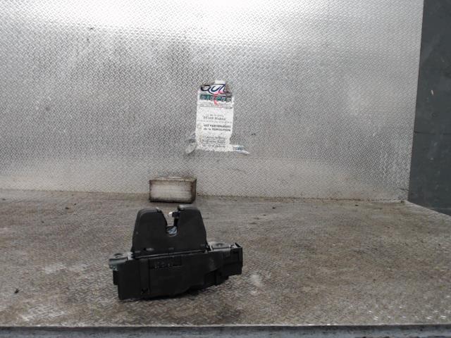 Fermeture centralisee coffre CITROEN C4 CACTUS Essence - 1