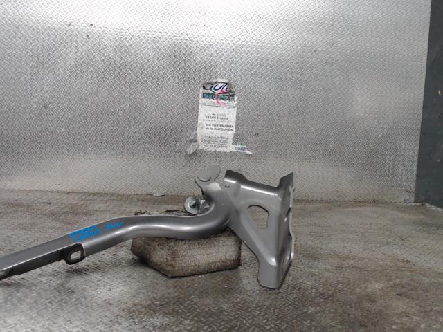Charniere de porte avant gauche RENAULT CAPTUR 2 Essence/GPL - 1