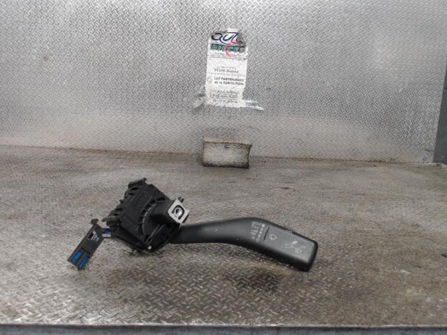 Commodo d'essuie glaces VOLKSWAGEN CADDY 3 PHASE 1 Diesel - 1