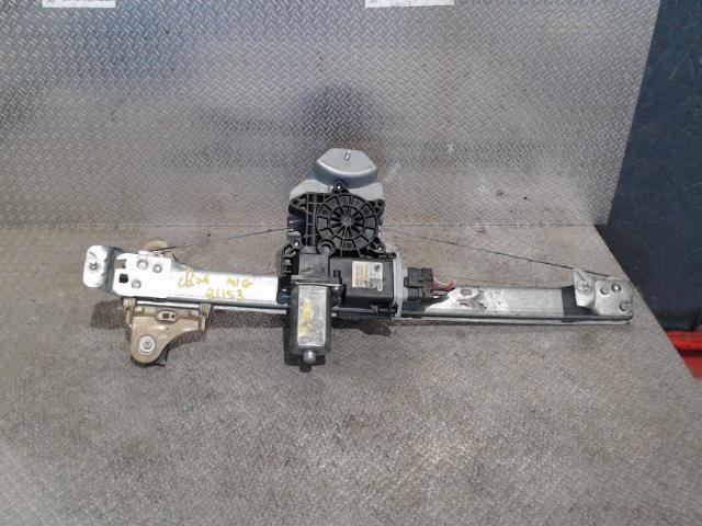 Leve vitre electrique avant gauche RENAULT CLIO 4 PHASE 1 Diesel - 1
