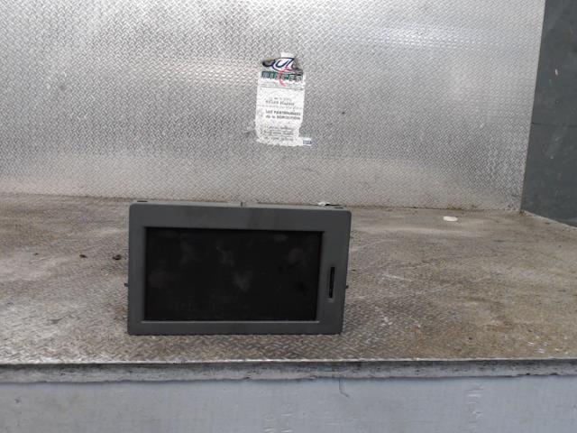 Ecran GPS RENAULT CLIO 3 PHASE 2 Diesel - 1