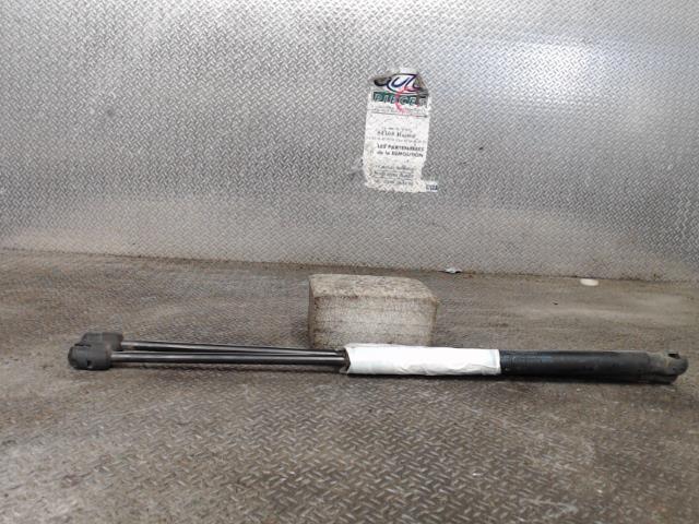 Verin de coffre SUZUKI SWIFT 3 Diesel - 1