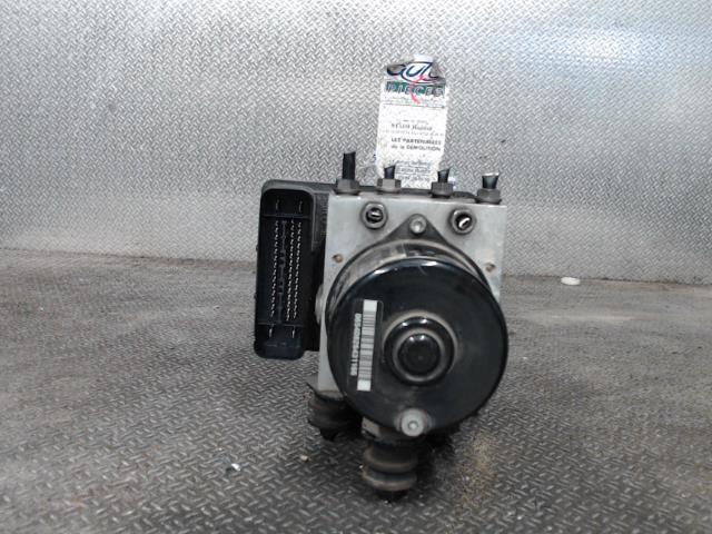 Bloc ABS (freins anti-blocage) AUDI A3 2 PHASE 1 Diesel - 1