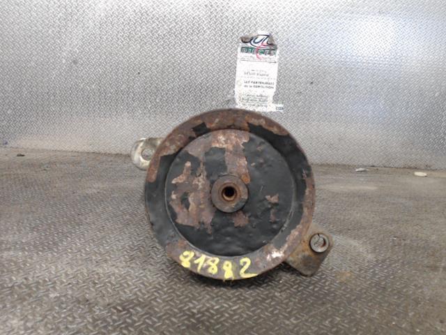 Pompe de direction NISSAN CABSTAR 1  - 1