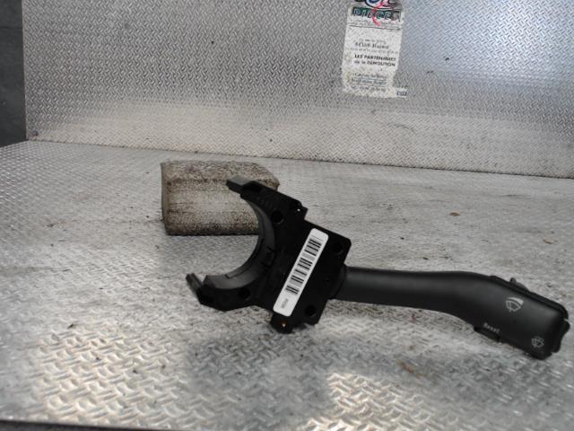 Commodo d'essuie glaces SKODA OCTAVIA 1 PHASE 1 Diesel - 1