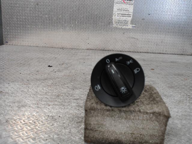 Commande de phare VOLKSWAGEN POLO 6 PHASE 1 Diesel - 1
