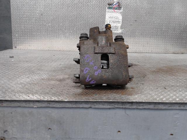 Etrier arriere droit (freinage) CHRYSLER PT CRUISER PHASE 1 BREAK Diesel - 1