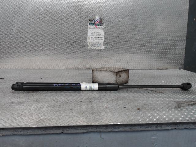 Verin de coffre AUDI A3 2 SPORTBACK PHASE 1 Diesel - 1