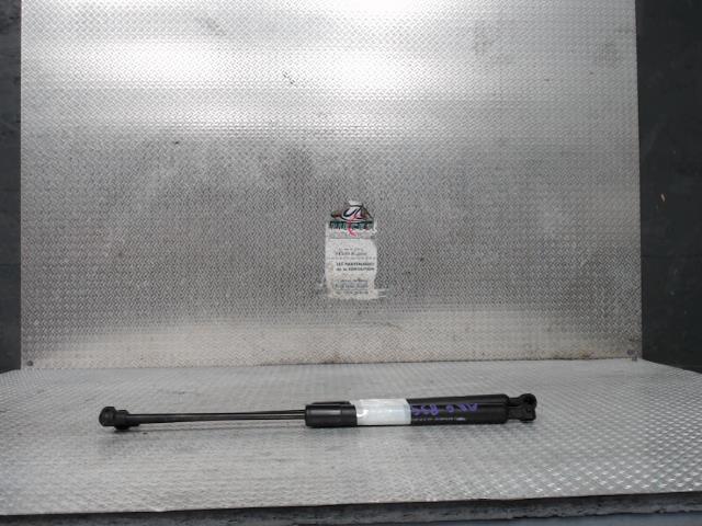 Verin de coffre RENAULT CLIO 4 PHASE 2 BREAK Essence - 1