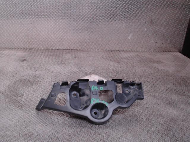 Support de pare chocs arriere DACIA SANDERO 2 PHASE 2 Diesel - 1