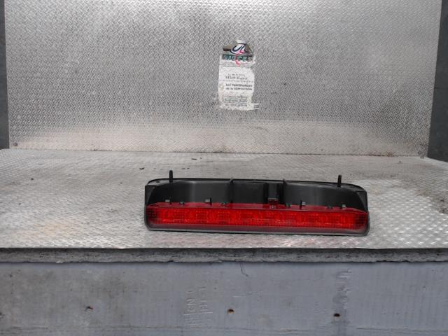 Feu arriere stop central CHEVROLET AVEO 2 Essence - 1