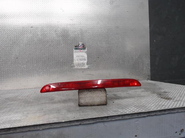 Feu arriere stop central SUZUKI SPLASH Diesel - 1