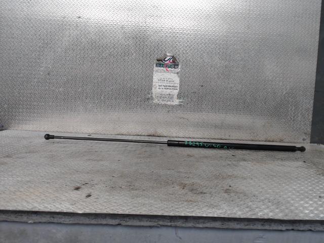 Verin de coffre VOLVO V 40 1 PHASE 2 BREAK Diesel - 1