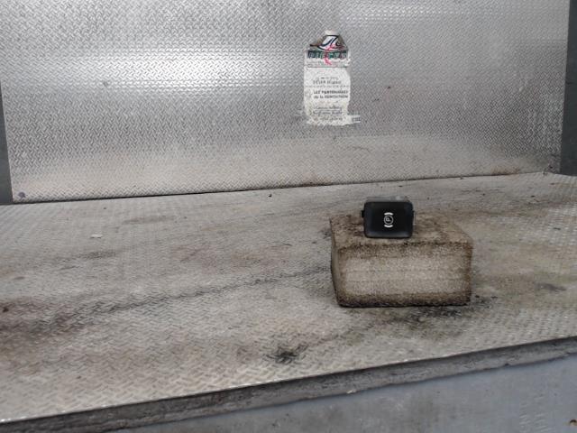 Poignee electrique frein a main VOLKSWAGEN PASSAT 5 Diesel - 1