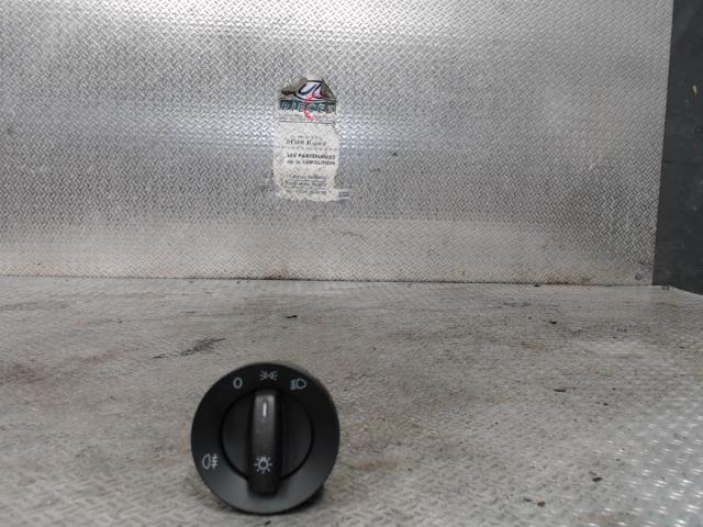 Commande de phare VOLKSWAGEN GOLF 6 Essence - 1