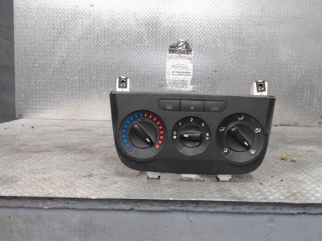 Commande chauffage FIAT GRANDE PUNTO Essence - 1