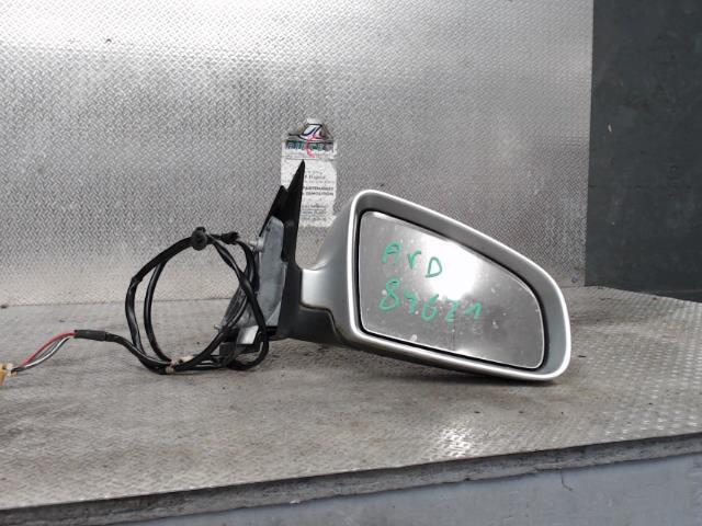 Retroviseur droit AUDI A4 2 AVANT PHASE 1 BREAK Diesel - 1
