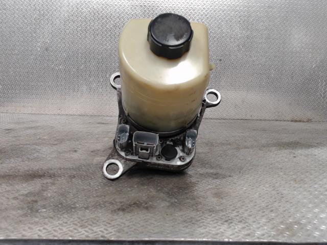 Pompe de direction FORD FOCUS 2 PHASE 1 Diesel - 1