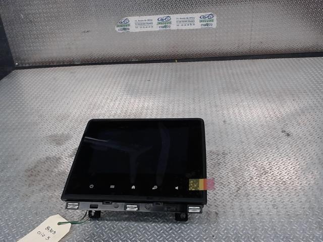 Ecran GPS RENAULT CLIO 5 Essence - 1