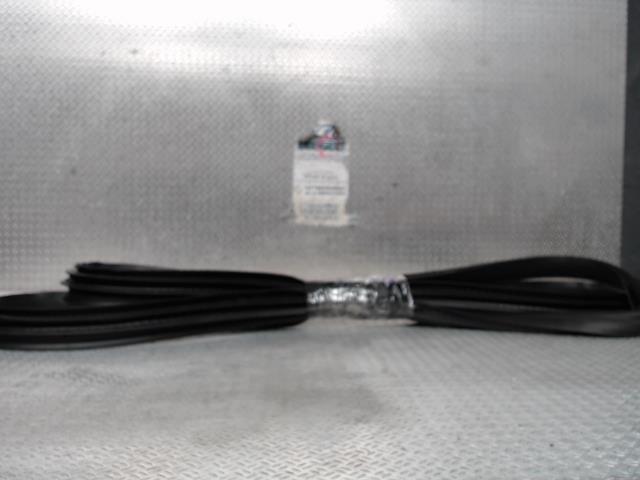 Joint de porte avant droite RENAULT CLIO 5 Essence - 1