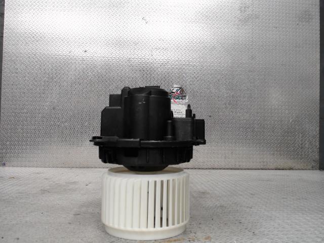 Pulseur d'air RENAULT CLIO 5 PHASE 1 Essence - 1