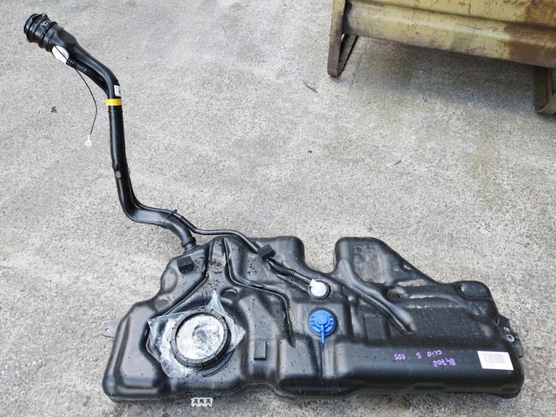 Reservoir essence RENAULT CLIO 5  - 1
