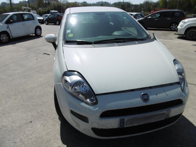 Image Retroviseur droit - FIAT PUNTO 3