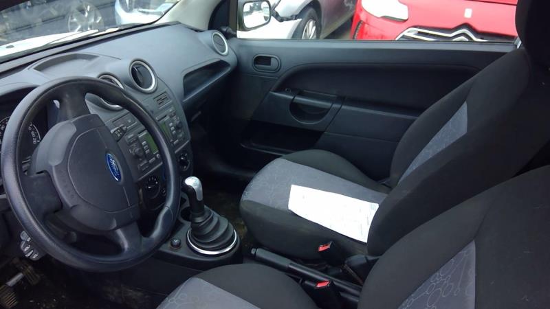 Image Porte avant gauche - FORD FIESTA 5