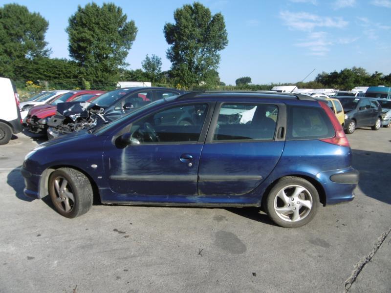 Image Feu arriere principal droit (feux) - PEUGEOT 206