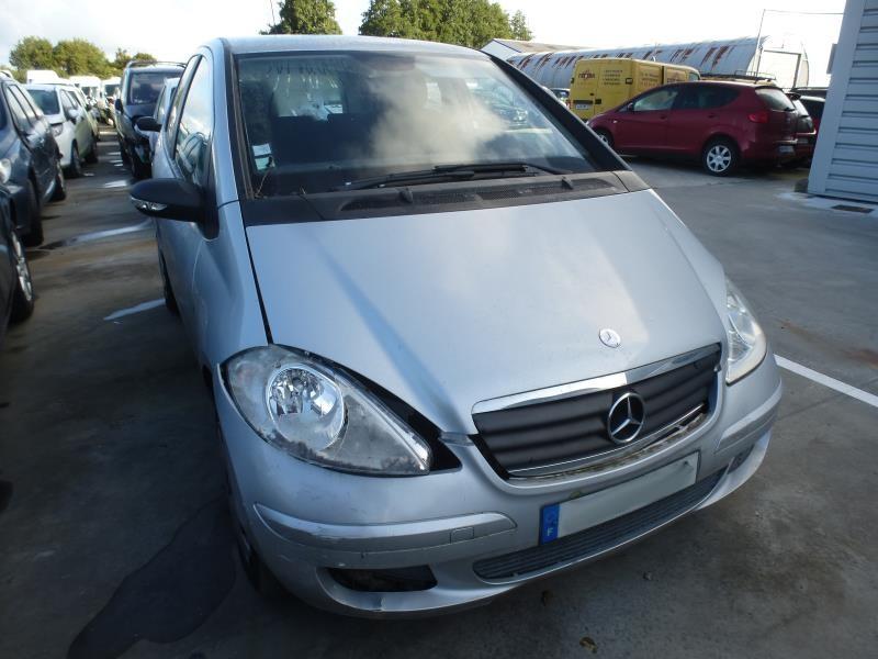 Image Feu arriere principal gauche (feux) - MERCEDES CLASSE A 169