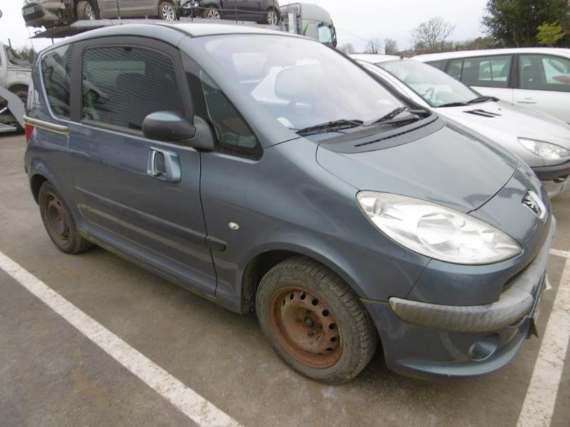 Image Feu arriere principal droit (feux) - PEUGEOT 1007