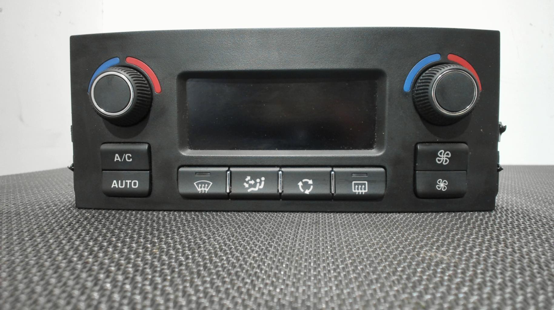 Image Commande chauffage - PEUGEOT 207